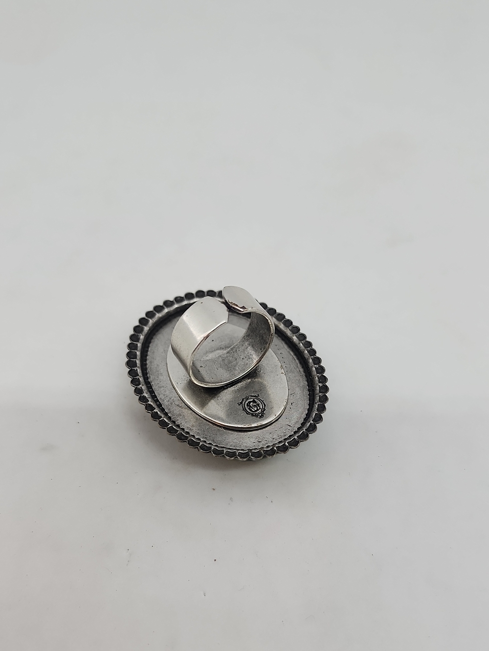 GASOLINE GLAMOUR OLIVE SHELL RING - Picture 3 of 5